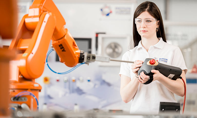 A student using the manufacturing engineering facilities.