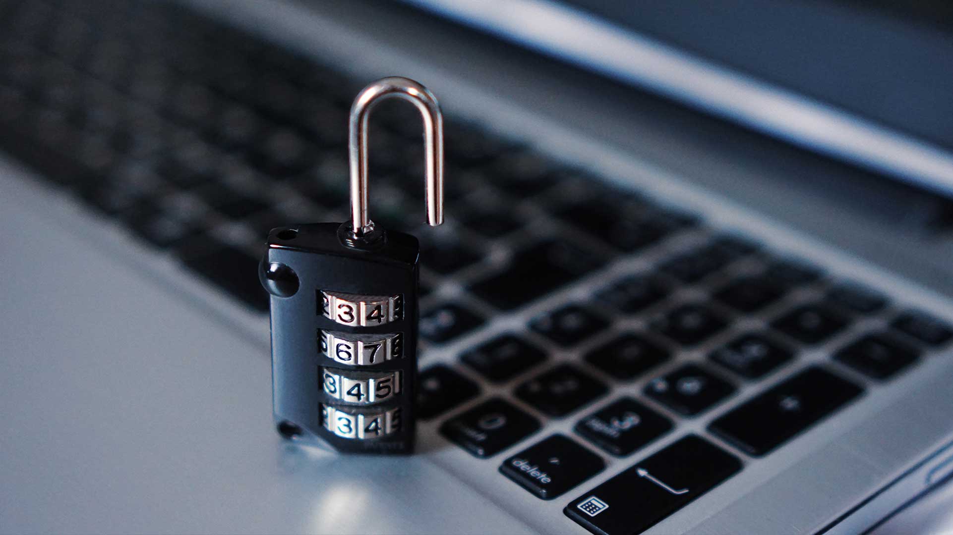 A lock on top of a keyboard